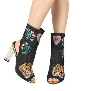 FIERCE EMBROIDERED BOOT